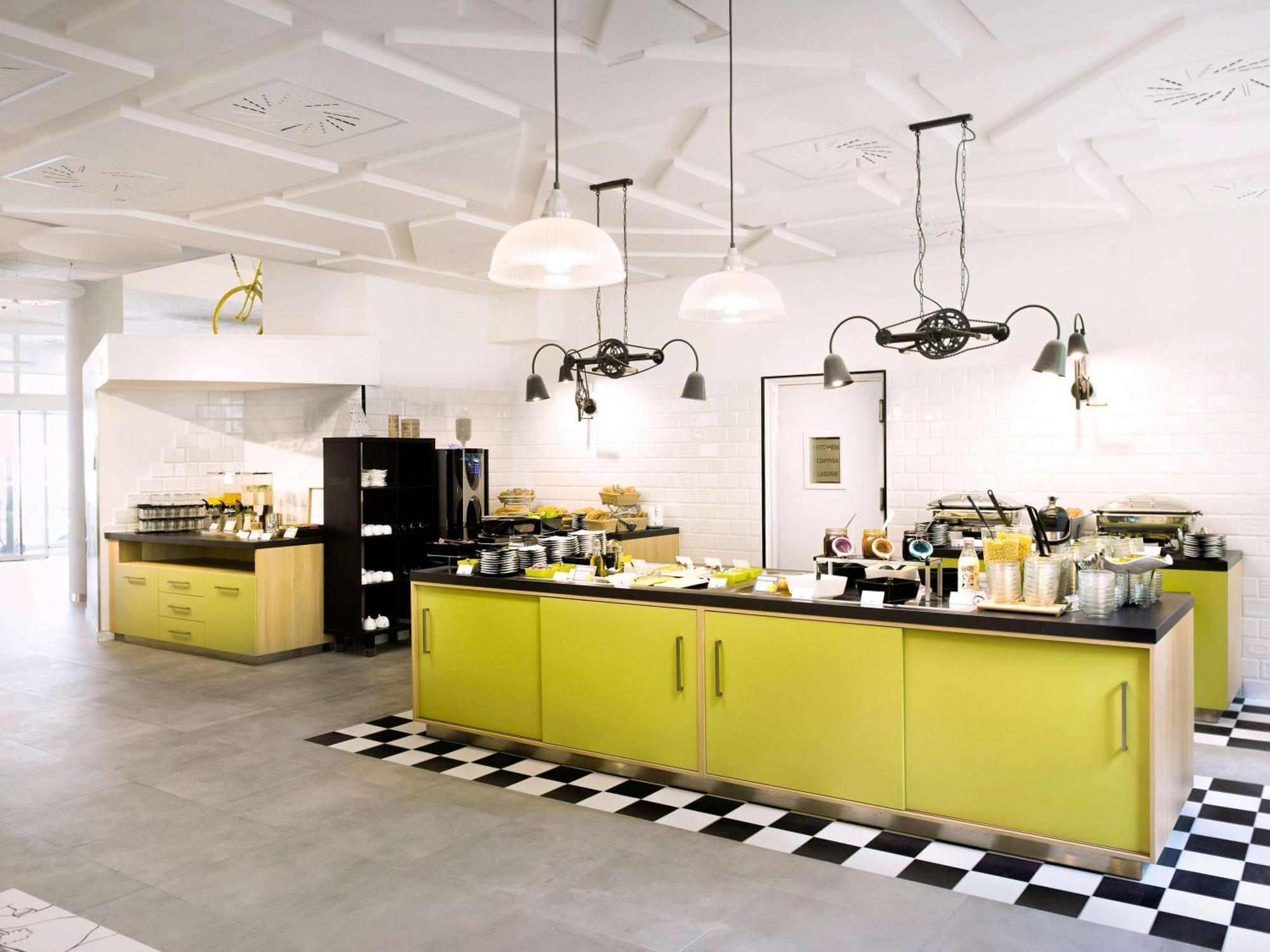 Ibis Styles Отель 3*