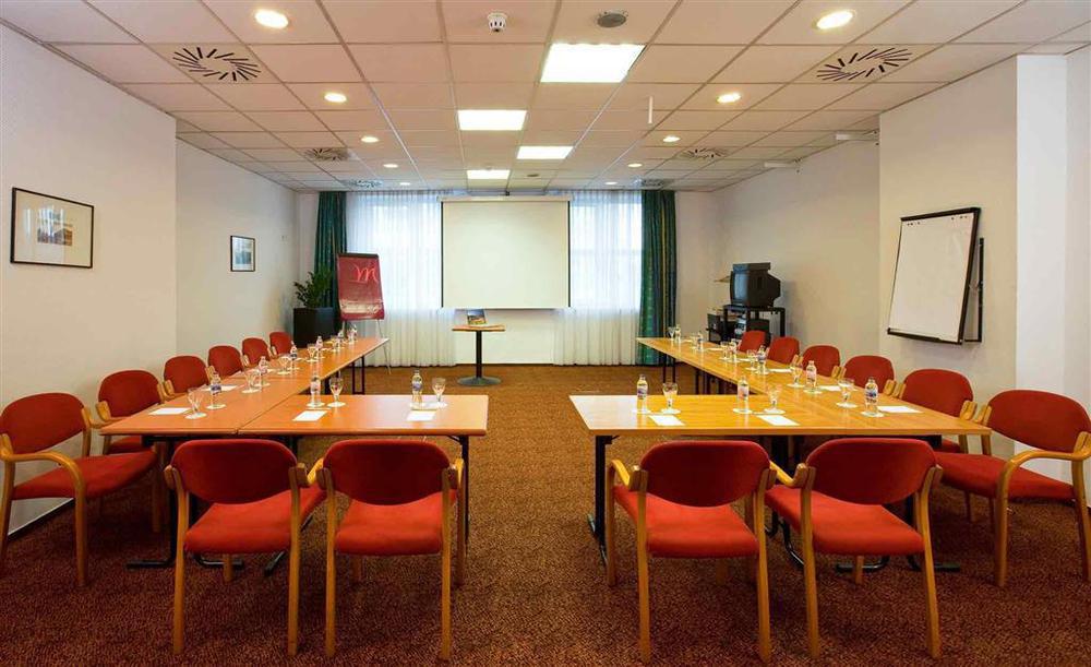 Ibis Styles Отель 3*